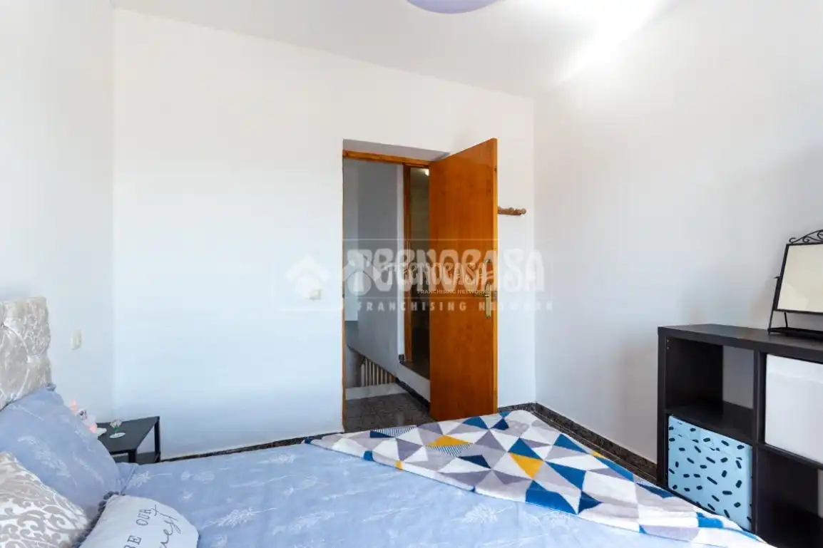 Habitación de Casa o chalet en venta en Alcaucín con Terraza y Balcón