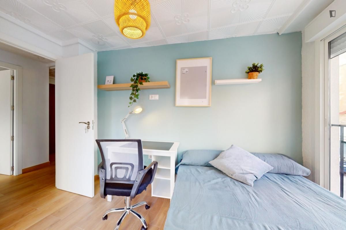 Apartament per a compartir a Plaza Crevillente - Antiguos Juzgados - El Asilo