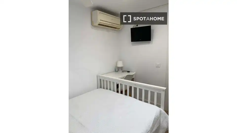Habitación de Apartamento para compartir en Gandia con Aire acondicionado, Terraza y Amueblado