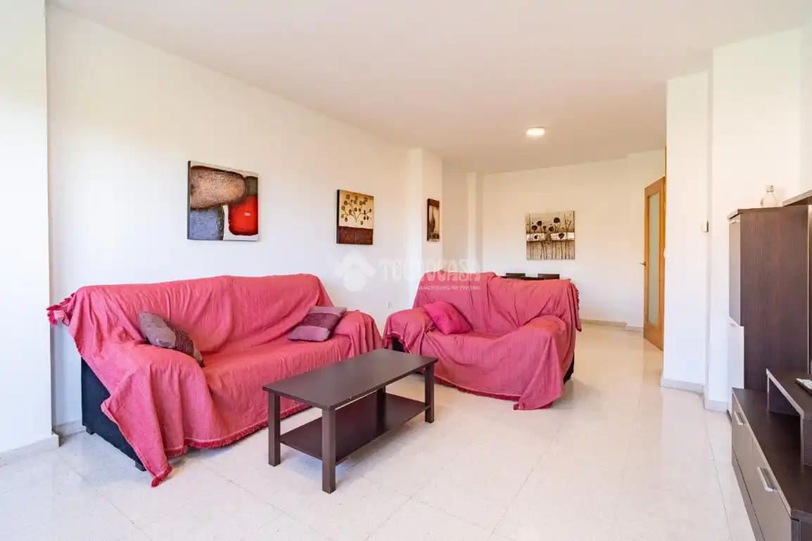 Sala de estar de Piso en venta en Granada con Aire acondicionado, Calefacción y Amueblado