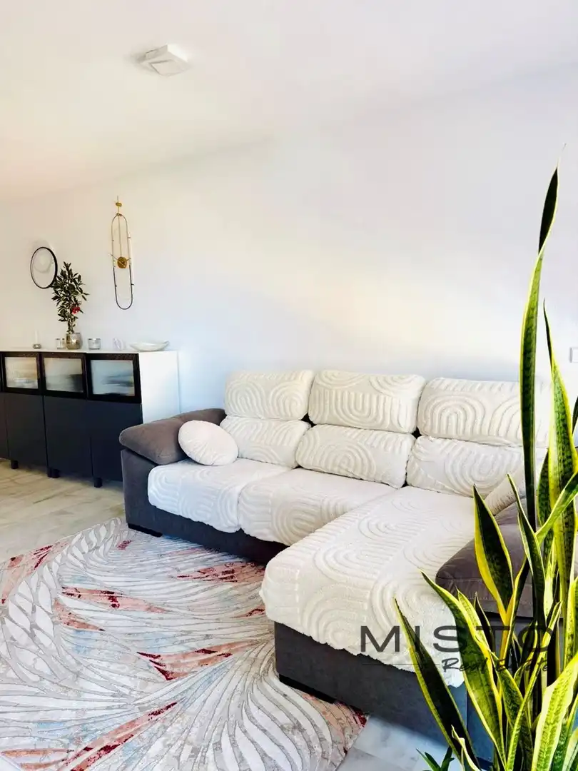 Living room of Flat for sale in Chullera