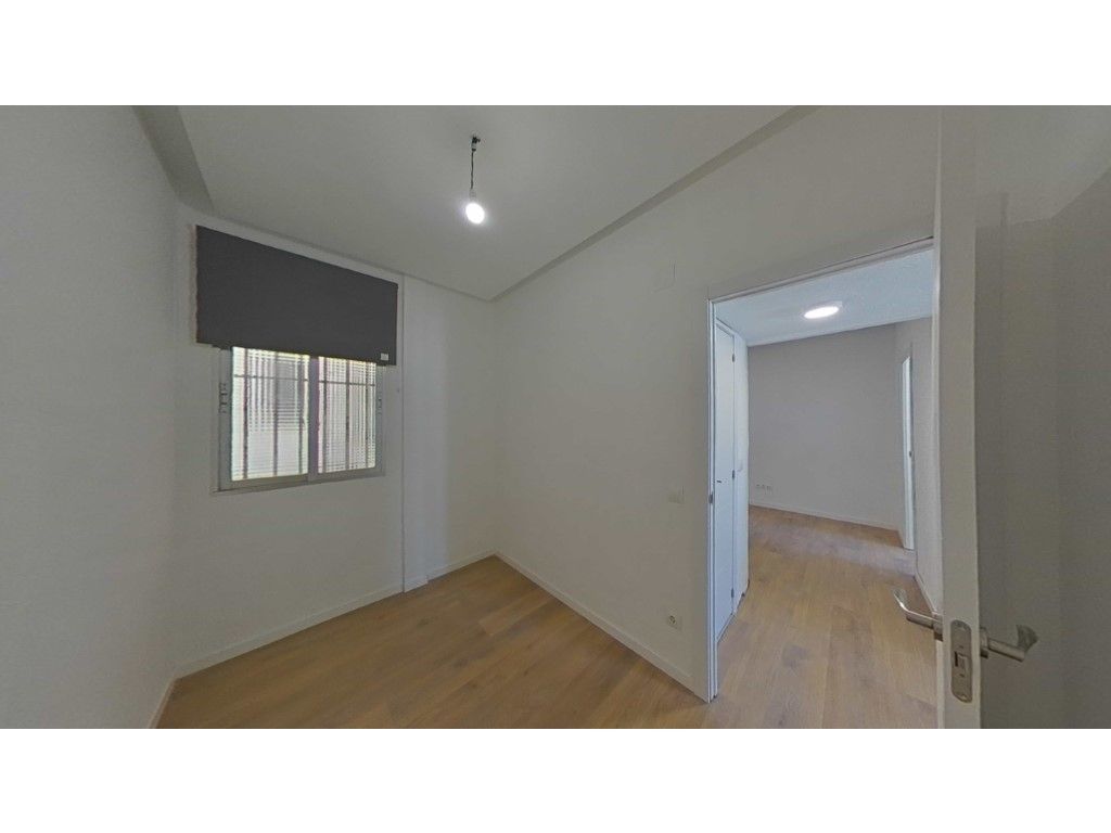 Flat for sale in Paseo Extremadura, Puerta del Ángel