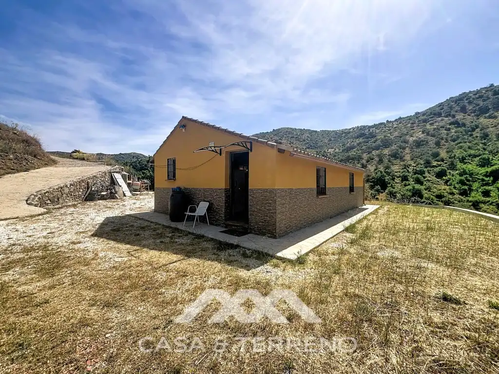 Exterior view of Houses for sale in Totalán