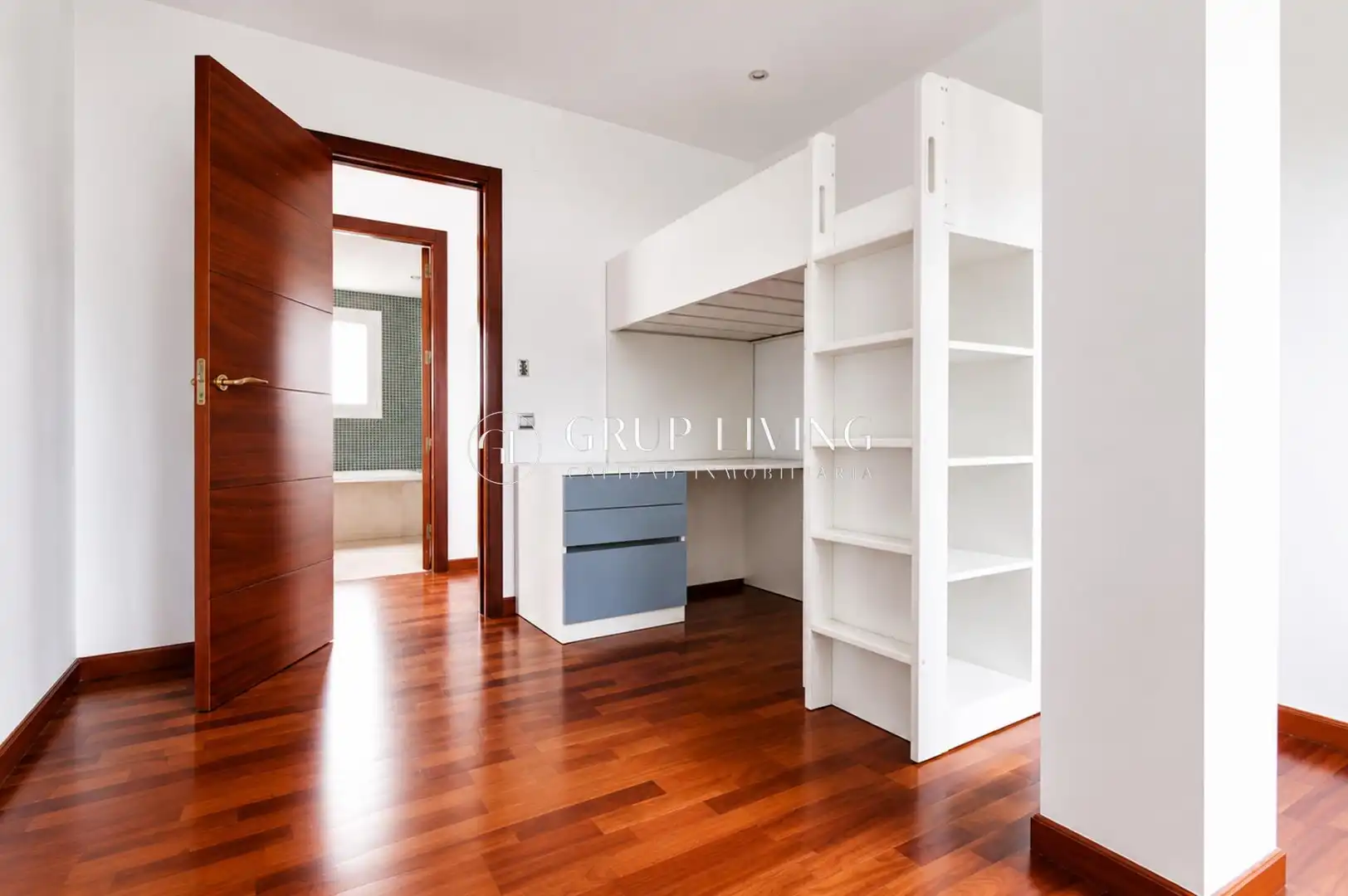 Casa amb terrassa en venda a Vallpineda - Santa Bárbara, imagen 37