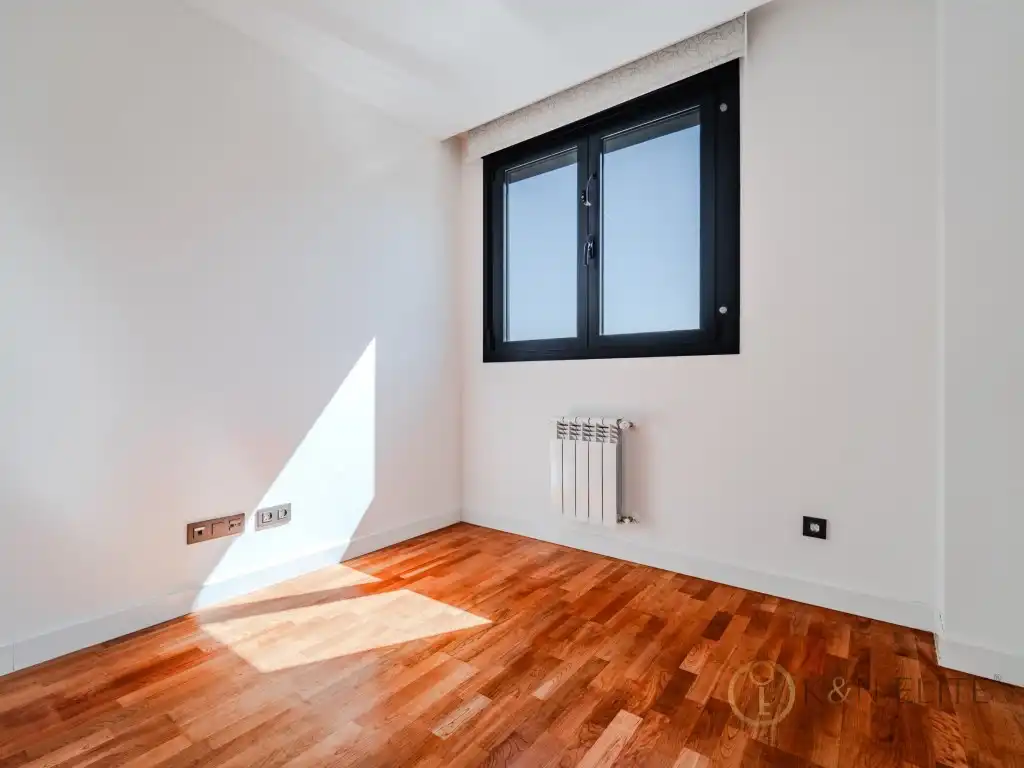 Flat with pool to rent in Calle Cesar Cort Boti