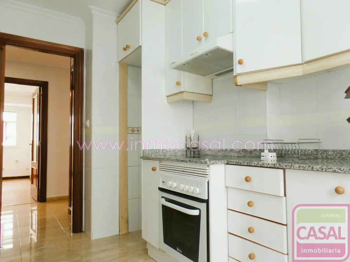 Flat with lift to rent in Ería - Masip