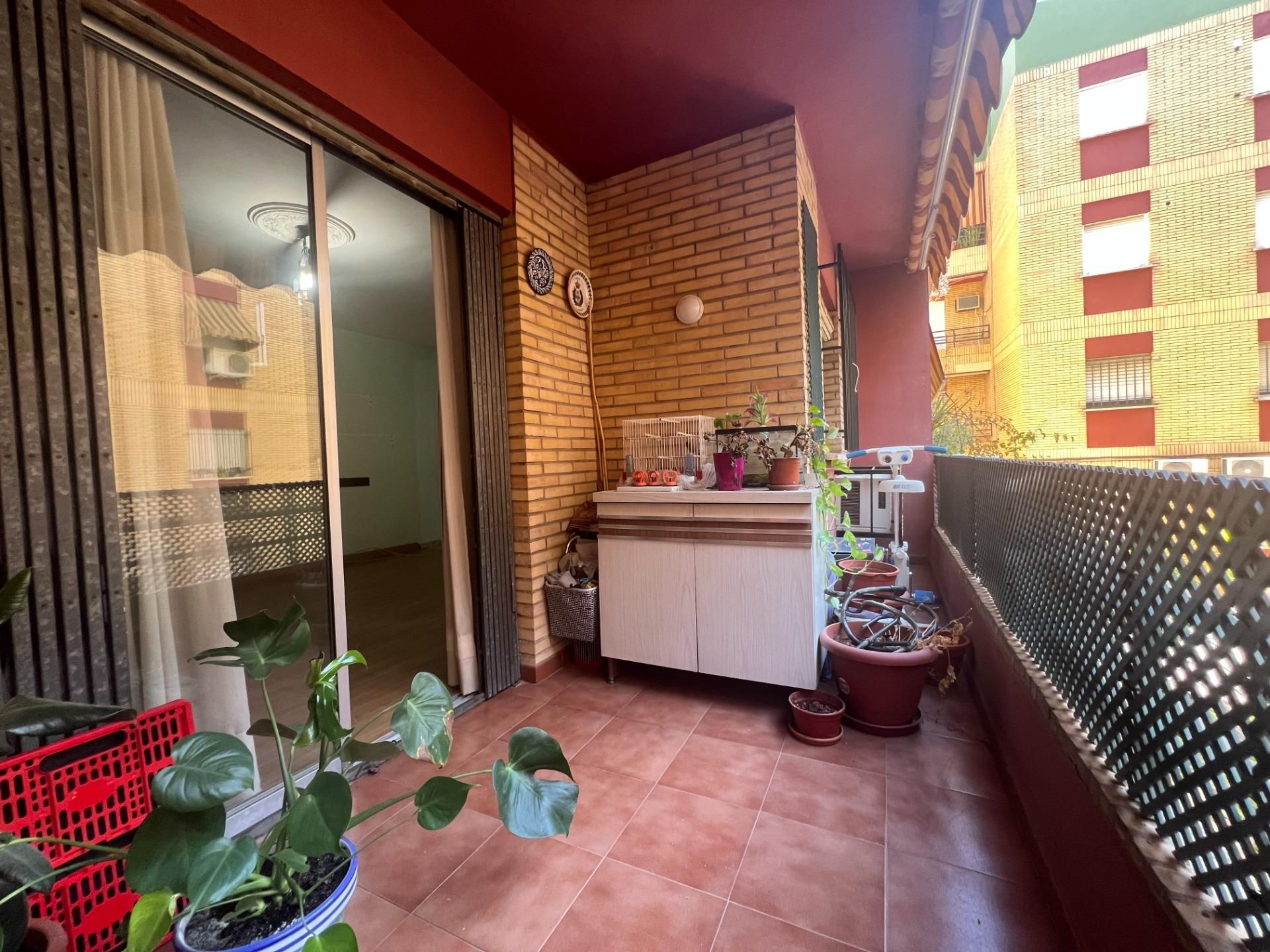 Terraza de Piso en venta en  Sevilla Capital con Terraza y Balcón
