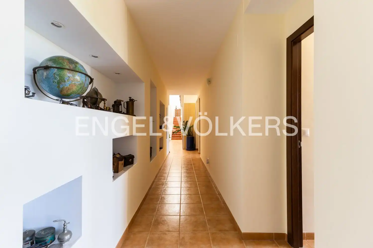 Houses for sale in Montserrat  with Air Conditioner, Heating and Private garden