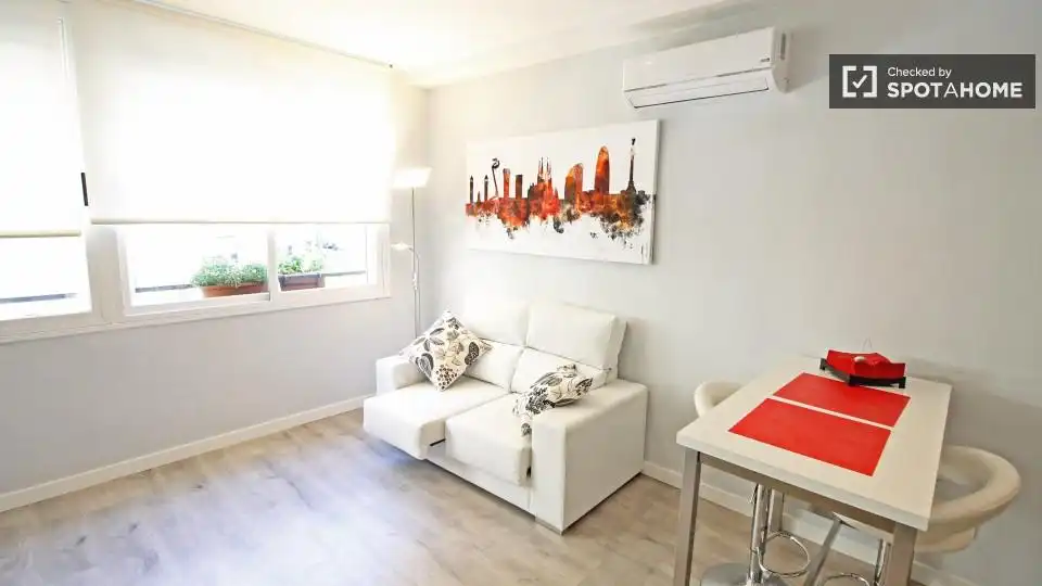 Room in El Poblenou