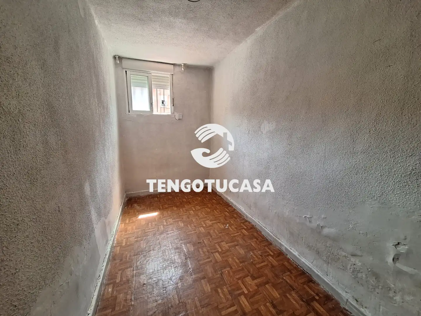 Habitación de Piso en venta en Madrid con Amueblado y Horno