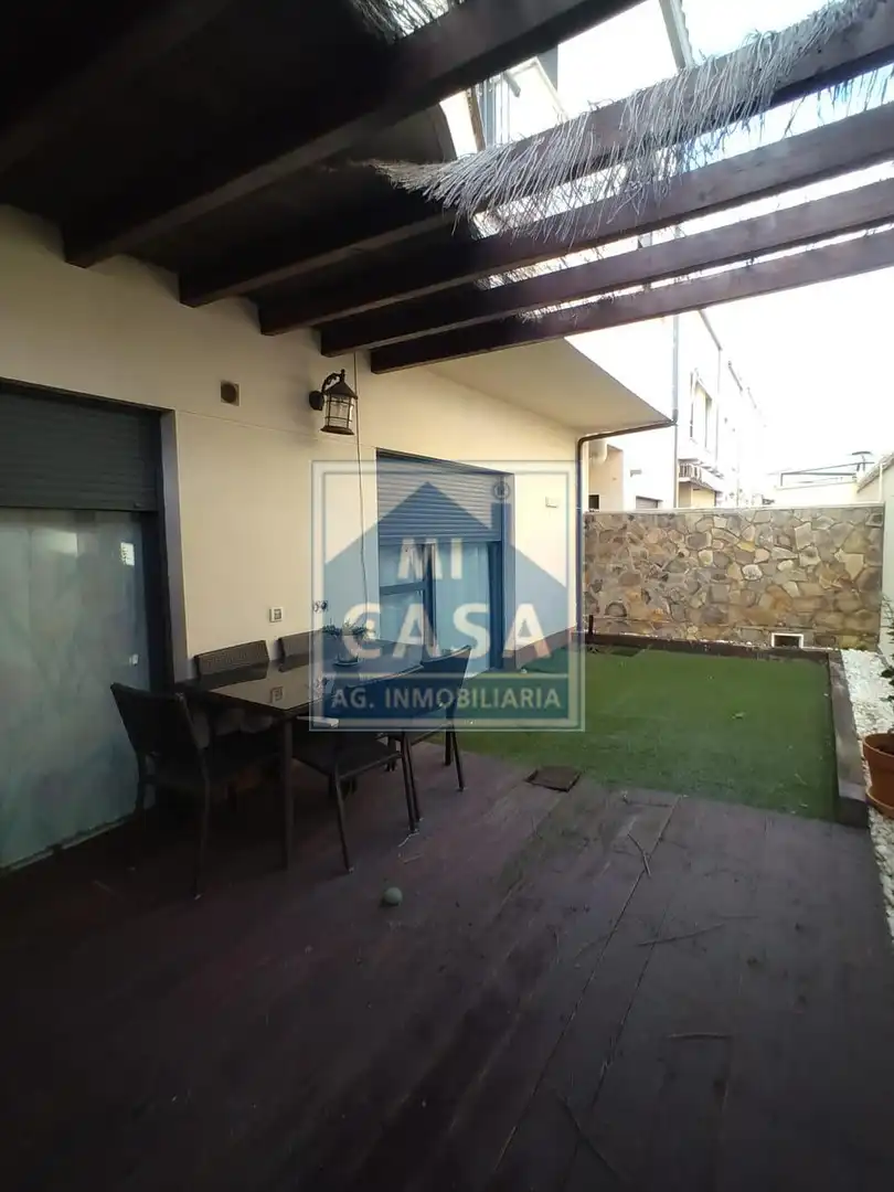 Terrassa de Casa o xalet en venda en Mérida amb Aire condicionat, Calefacció i Terrassa