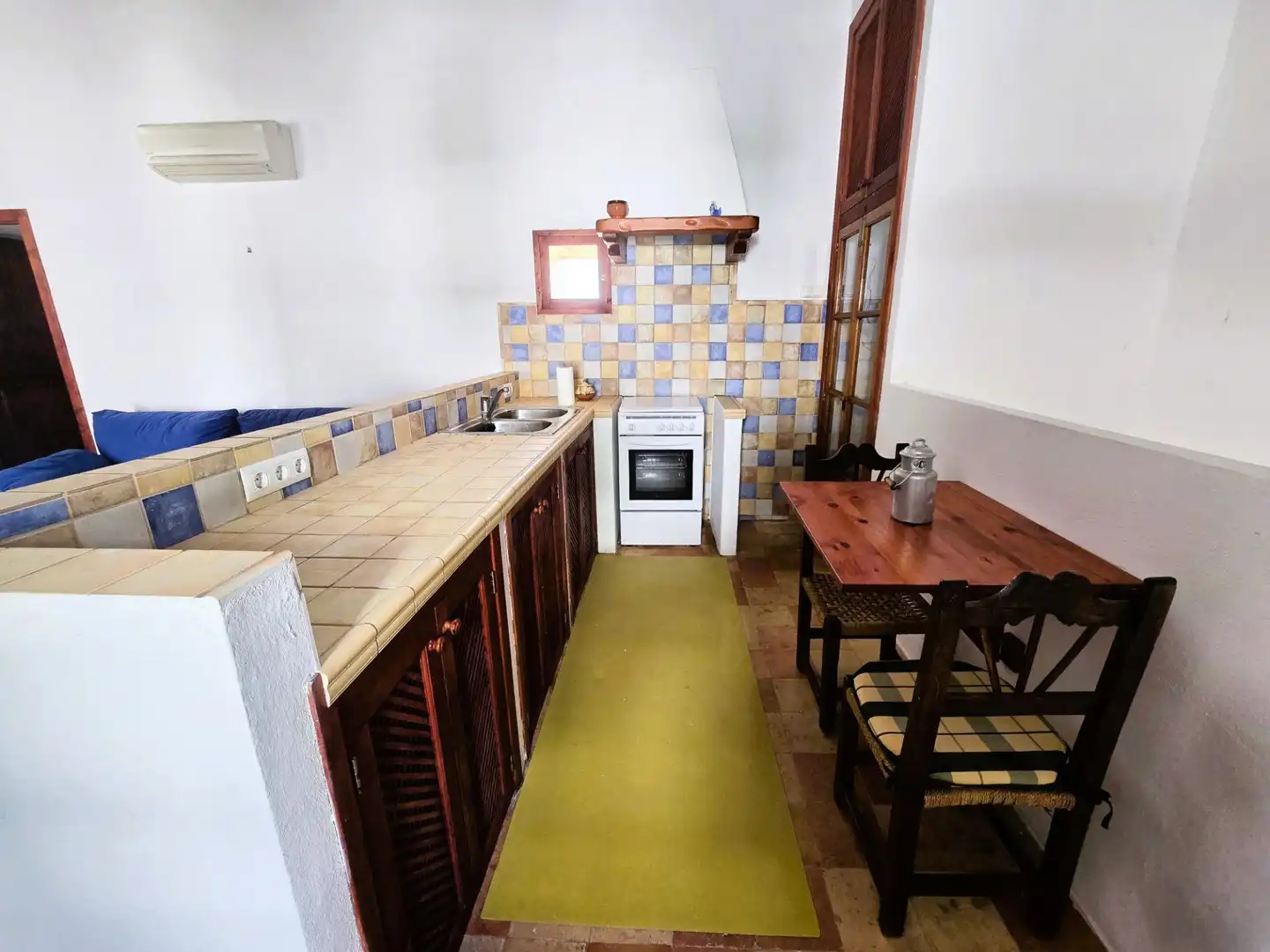Cuina de Casa o xalet en venda en Calvià amb Calefacció, Jardí privat i Terrassa