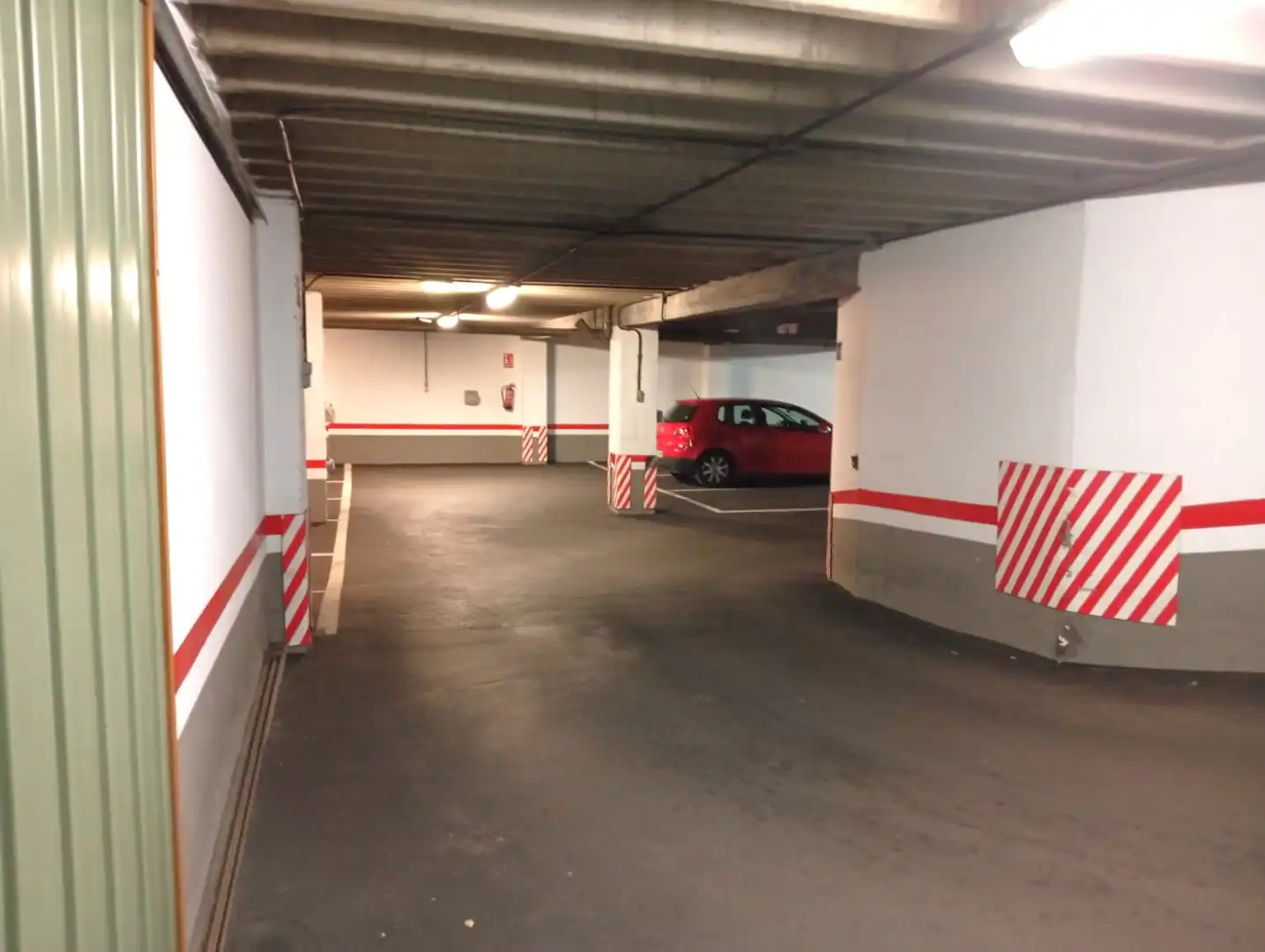 Parkplatz von Garage zum Verkauf in Oviedo 