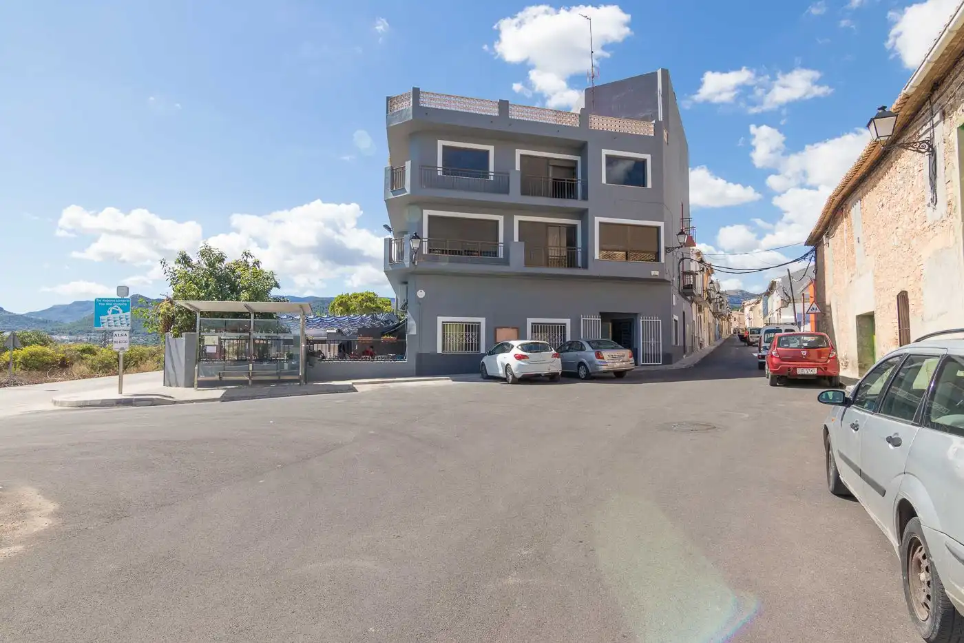 Exterior view of Buildings for sale in Tormos