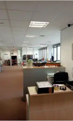 Oficina en venda en El Prat de Llobregat amb Internet i Alarma