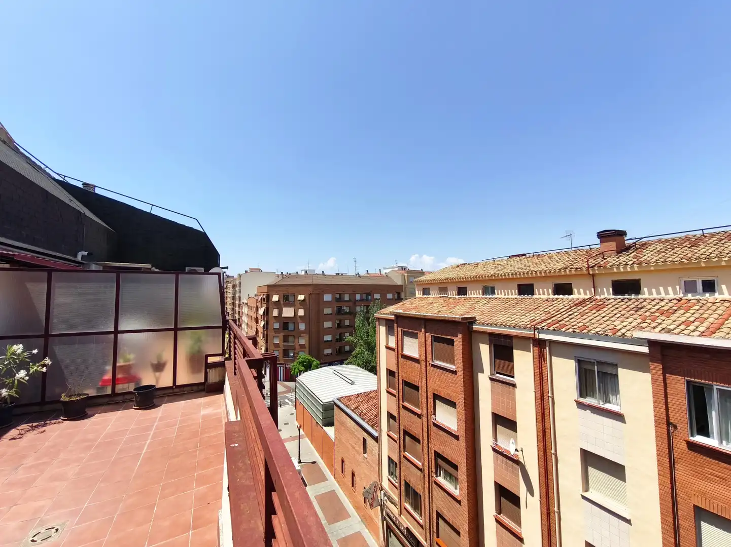Exterior view of Attic for sale in  Logroño  with Heating, Parquet flooring and Terrace