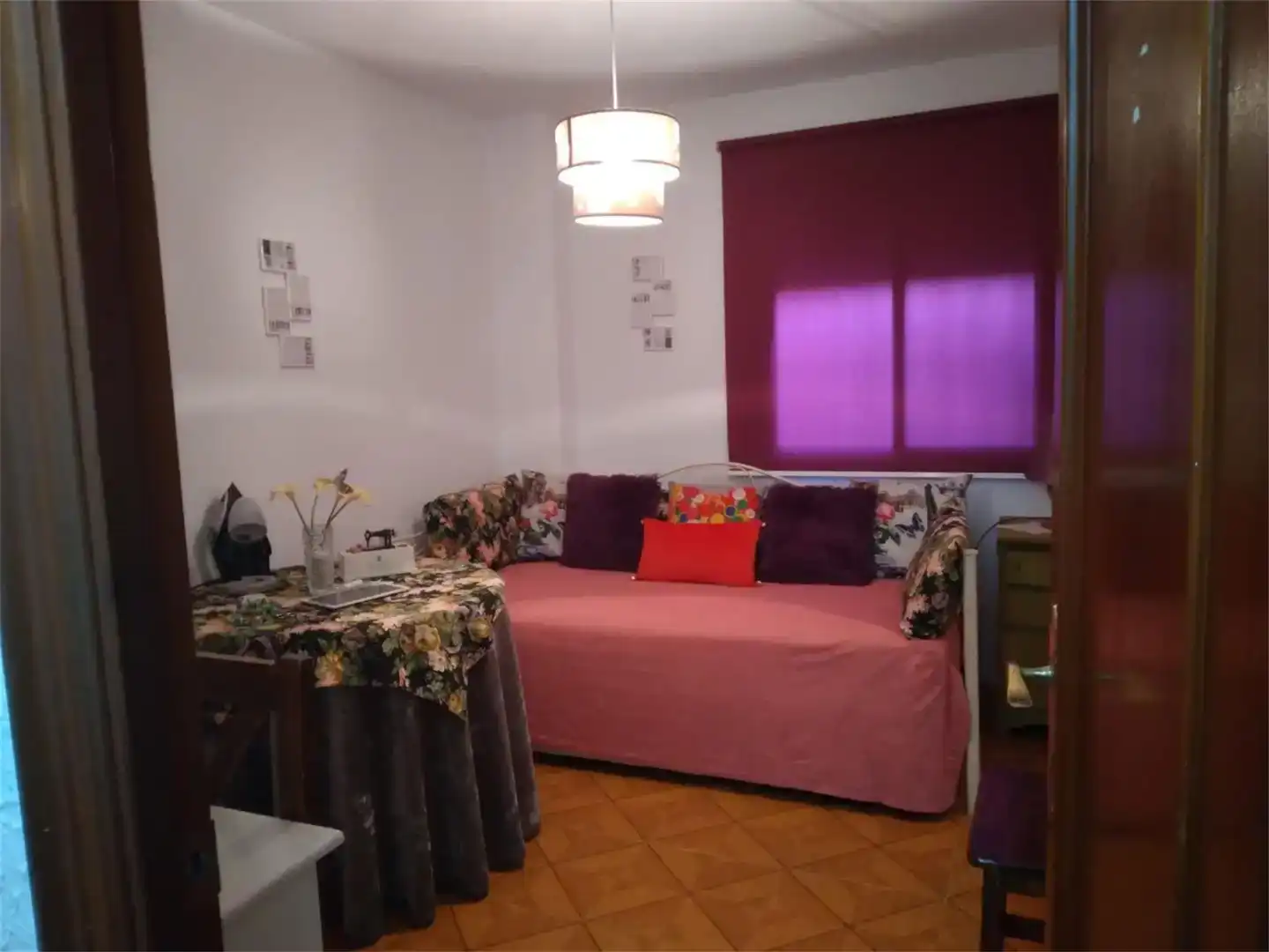 Sala d'estar de Planta baixa en venda en Algeciras amb Aire condicionat