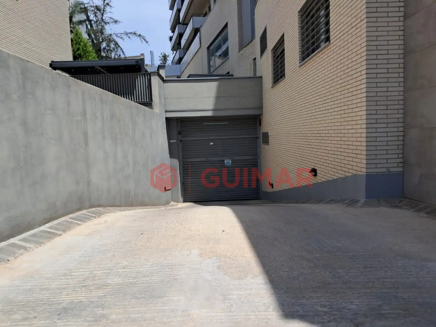 Außenansicht von Wohnung zur Miete in Sant Boi de Llobregat mit Heizung, Privatgarten und Parkett