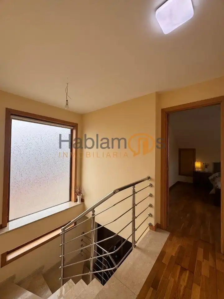 Casa o chalet en venta en Vilagarcía de Arousa con Calefacción, Jardín privado y Terraza