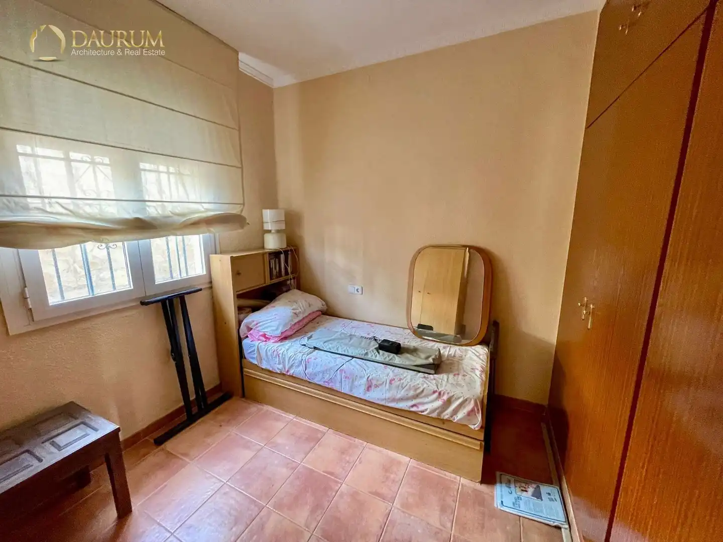 Habitación de Casa adosada en venta en Málaga con Jardín privado, Terraza y Trastero