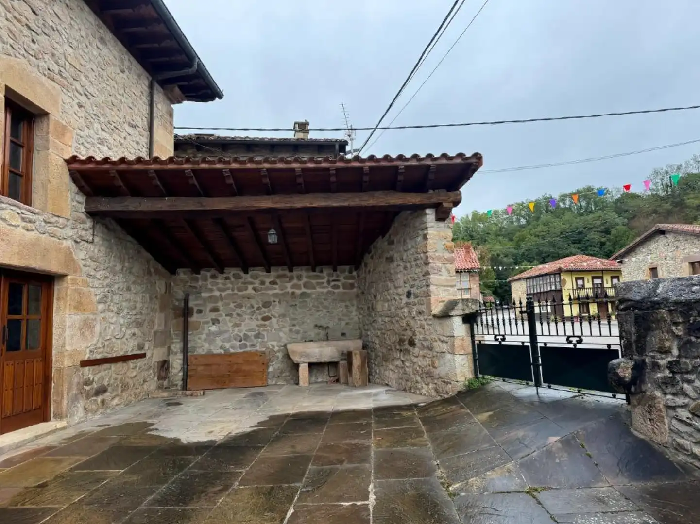 Vista exterior de Casa o chalet en venta en Molledo con Calefacción, Jardín privado y Terraza