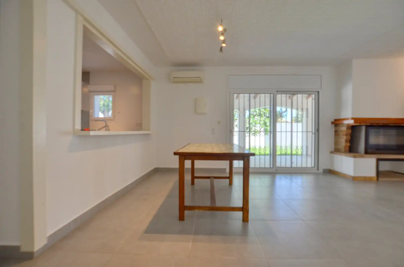 Casa con jardín en venta en Montgrí, imagen 2