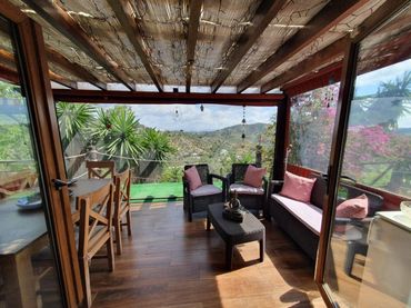 Casa rústica amb balcó en venda a Monda