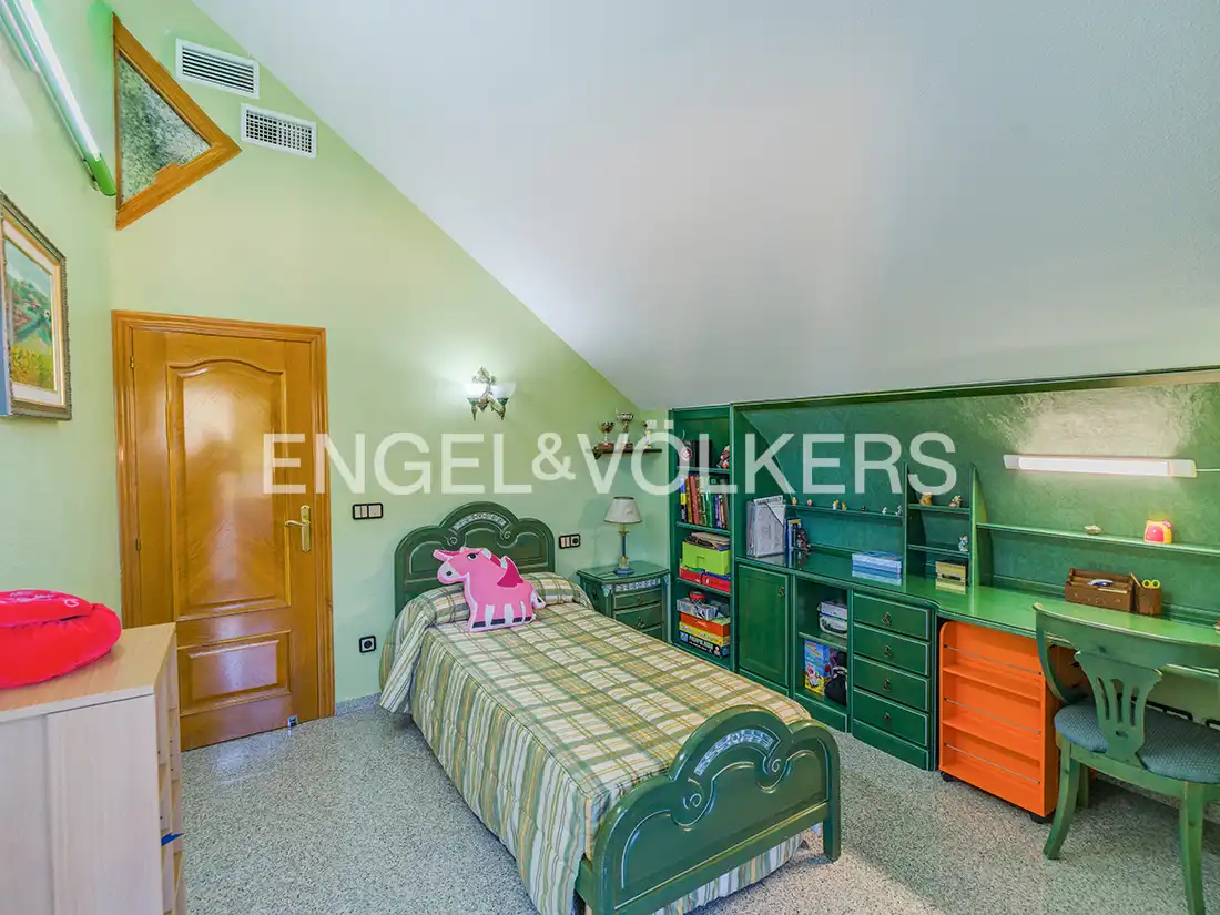 Bedroom of Houses for sale in San Vicente del Raspeig / Sant Vicent del Raspeig  with Air Conditioner, Heating and Private garden