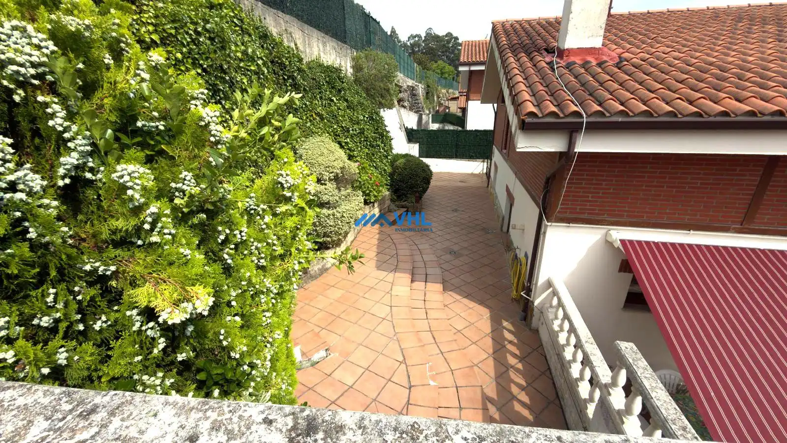 Terrace of Houses for sale in Castro-Urdiales  with Heating, Private garden and Balcony