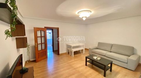 Foto 4 de Piso de alquiler en Cuatro de Marzo, Valladolid Capital
