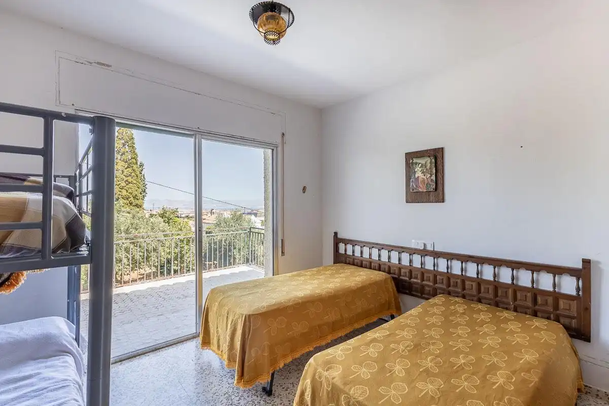 Dormitori de Casa o xalet en venda en Dílar amb Jardí privat, Terrassa i Traster