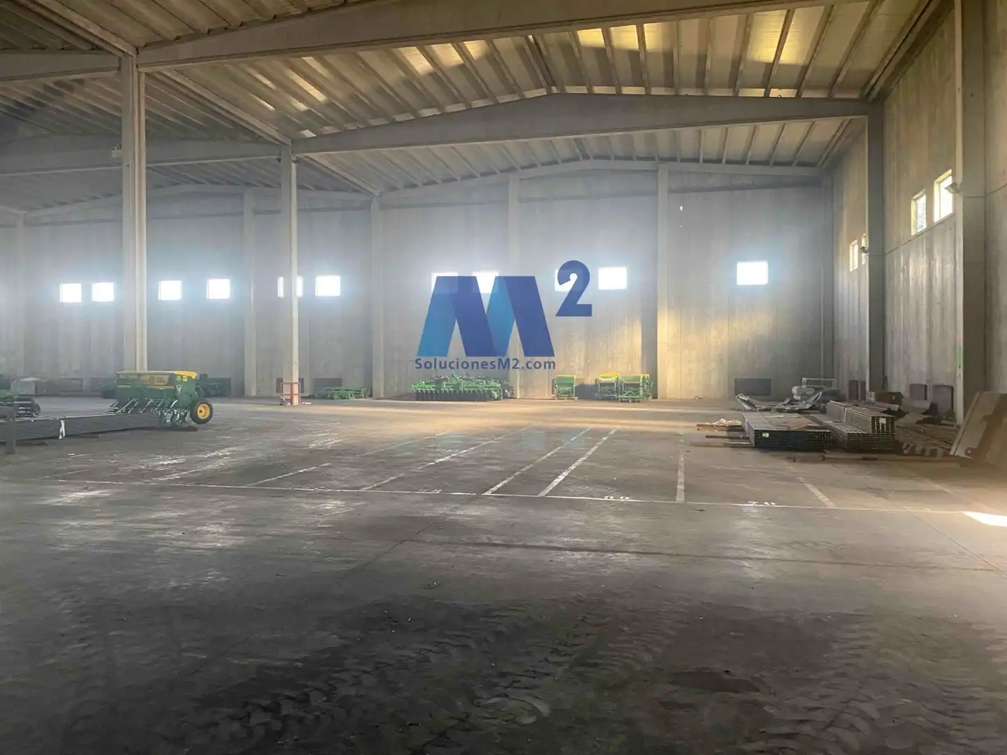 Außenansicht von Fabrikhallen zum Verkauf in Torrejón del Rey