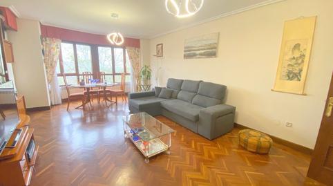 Foto 4 de Piso de alquiler en Mendizorrotza - Armentia, Araba - Álava