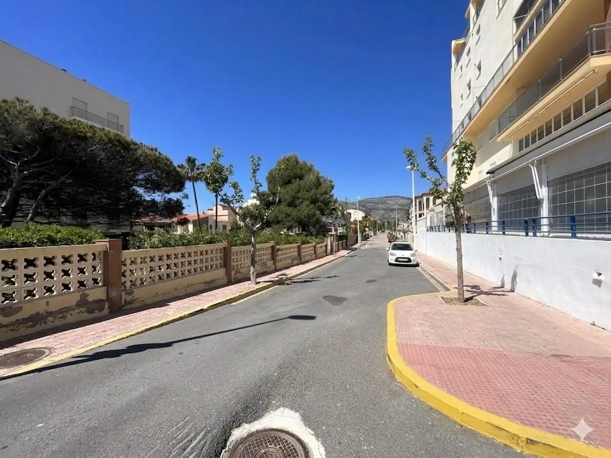 Vista exterior de Casa adosada en venda en Oropesa del Mar / Orpesa amb Aire condicionat, Calefacció i Terrassa