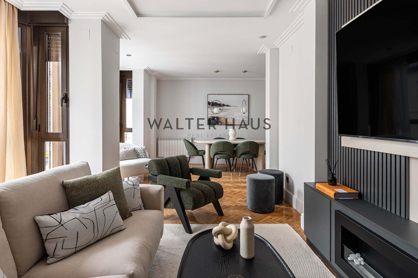 Living room of Duplex for sale in  Madrid Capital  with Air Conditioner, Heating and Terrace