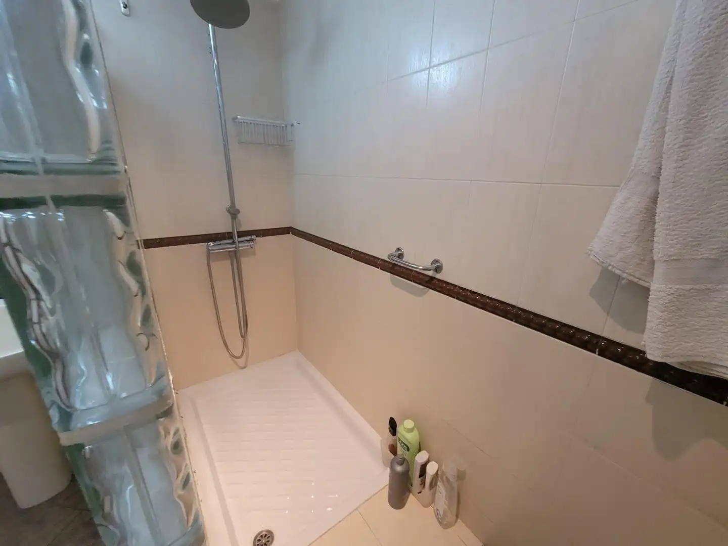 Bany de Pis en venda en Cádiz amb Aire condicionat i Terrassa