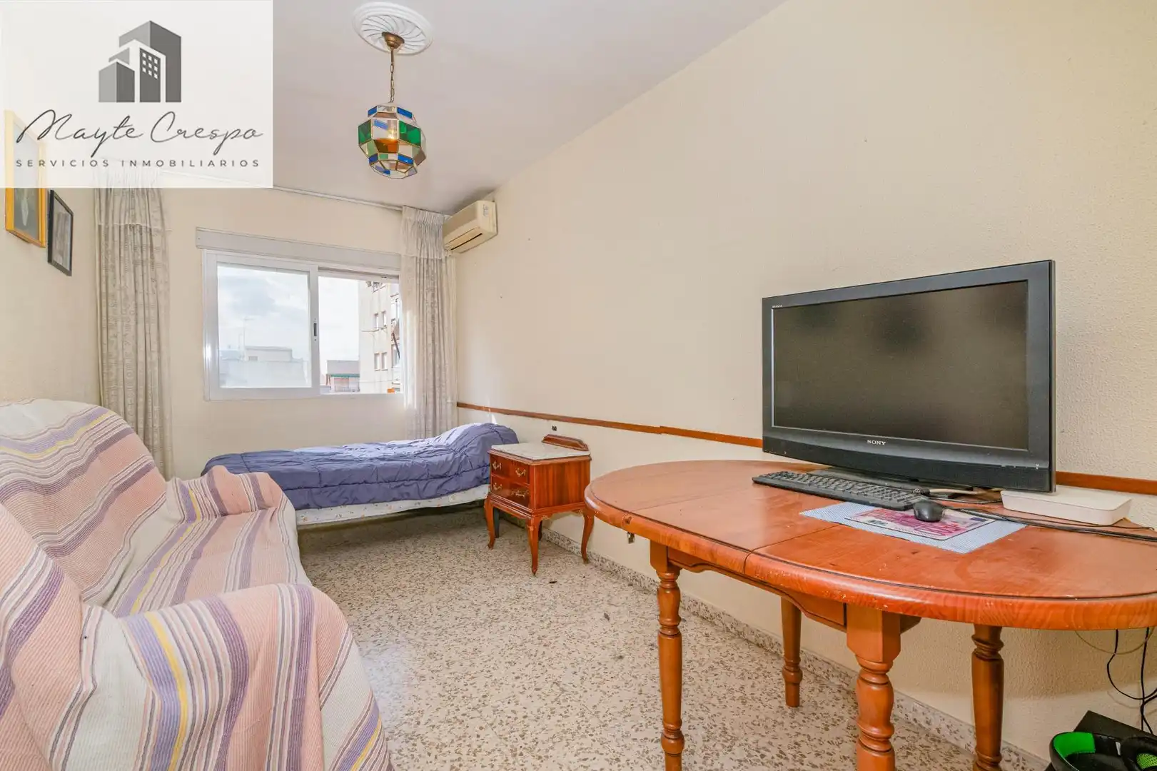 Sala de estar de Piso en venta en Granada con Aire acondicionado y Balcón