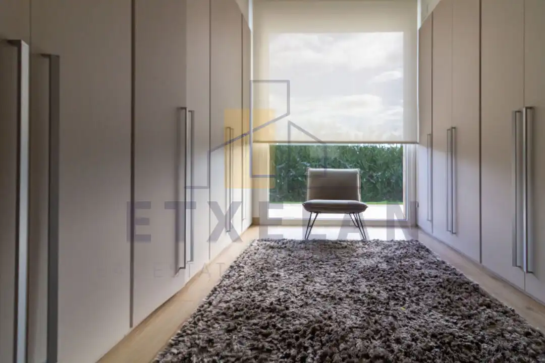 Bedroom of Houses for sale in Berriz  with Heating, Private garden and Swimming Pool