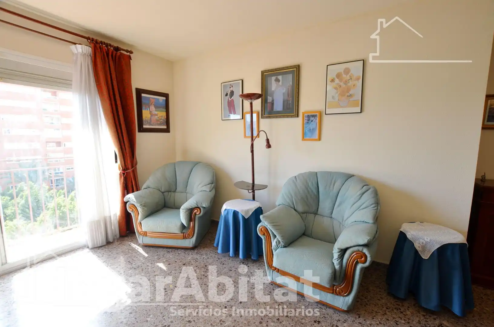Sala d'estar de Pis en venda en Alicante / Alacant amb Calefacció, Jardí privat i Balcó