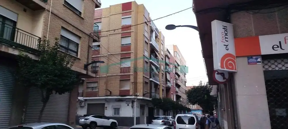 Vista exterior de Piso en venta en Aldaia con Balcón