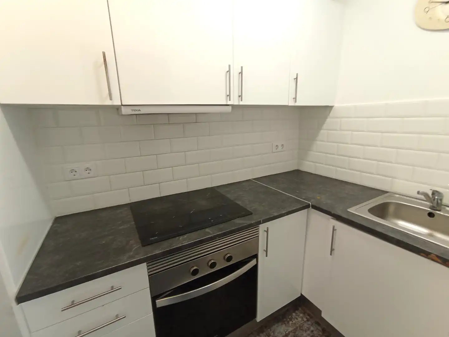 Cuina de Pis en venda en Mataró amb Parquet, Terrassa i Forn