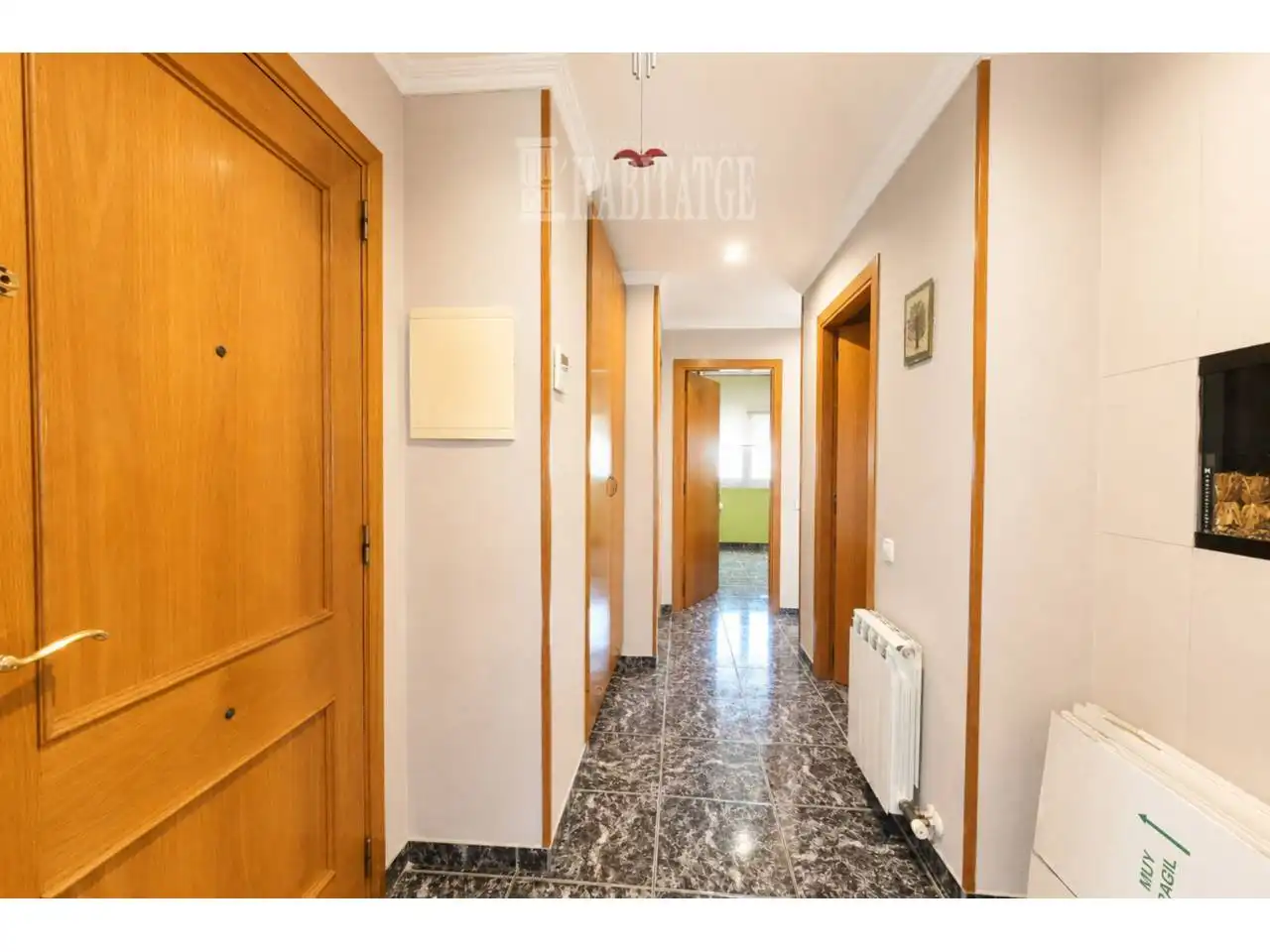 Piso en venta en Manlleu con Calefacción, Terraza y Balcón