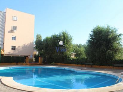Piscina de Pis en venda en Alcalá de Guadaira amb Aire condicionat i Terrassa