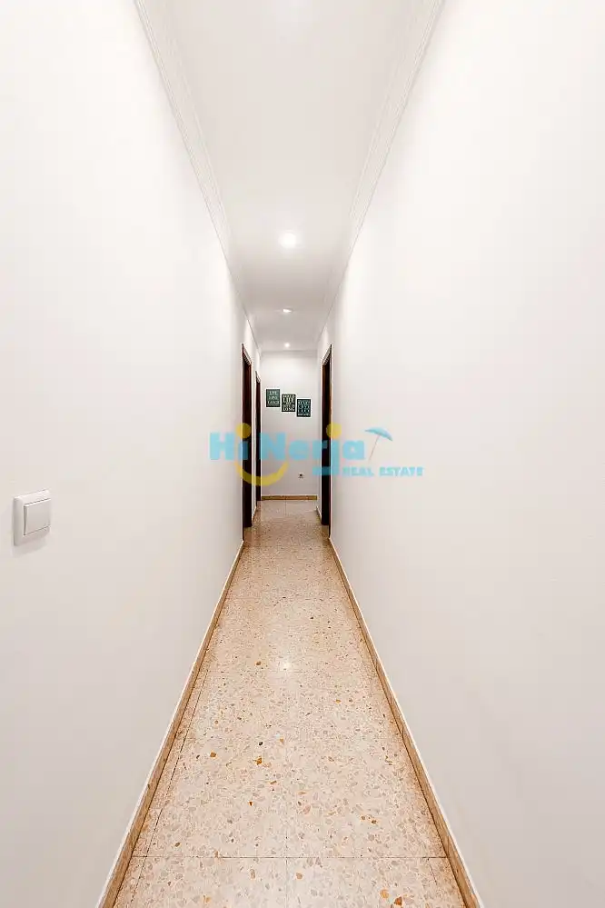 Apartamento con piscina en venta en Torre del Mar, imagen 10