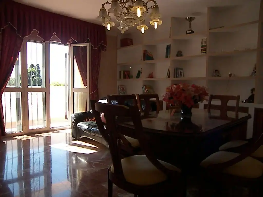 Comedor de Casa o chalet en venta en Alhaurín de la Torre con Aire acondicionado, Jardín privado y Terraza