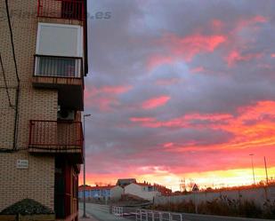 Vista exterior de Pis en venda en Luceni amb Calefacció, Terrassa i Balcó