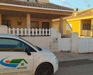 Vista exterior de Casa o xalet en venda en Cartagena amb Aire condicionat, Jardí privat i Terrassa