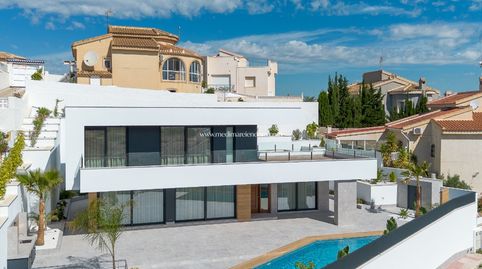 Villa exclusiva de diseño moderno con una ubicación fantástica en La Marquesa Golf. Aquí encontrará una vivienda elegante y lista, imatge 4