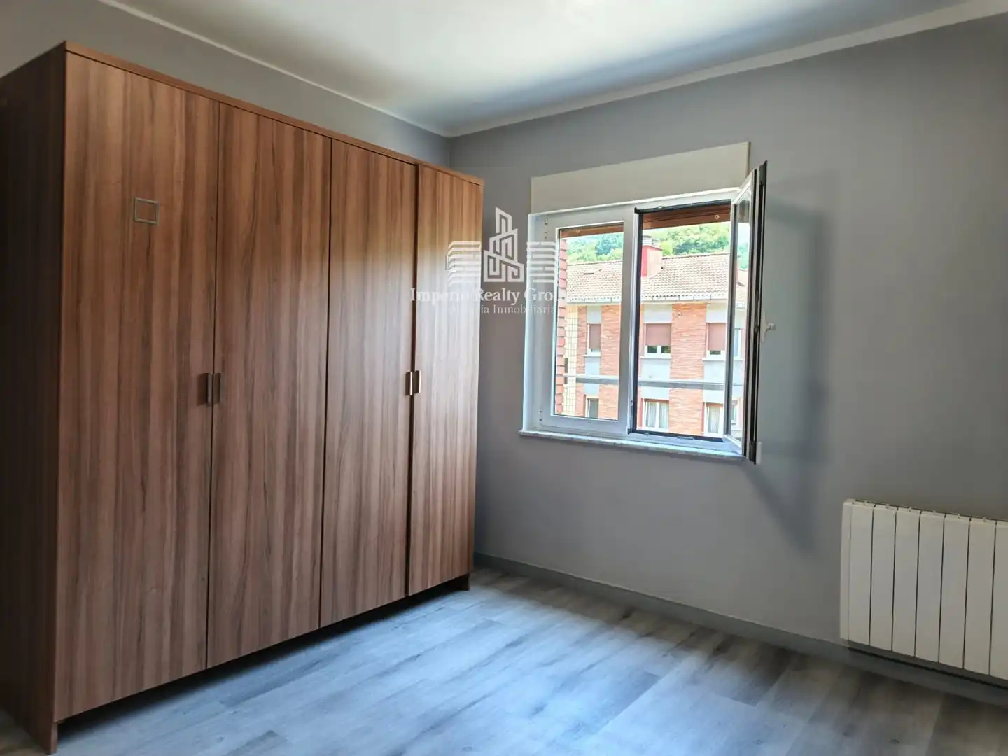 Bedroom of Flat for sale in Langreo  with Heating