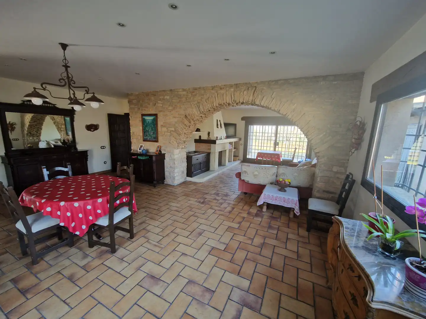 Sala d'estar de Finca rústica en venda en Montornès del Vallès amb Jardí privat, Terrassa i Balcó